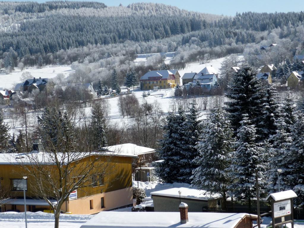 Ferienwohnungen Oberwiesenthal Zimmer foto