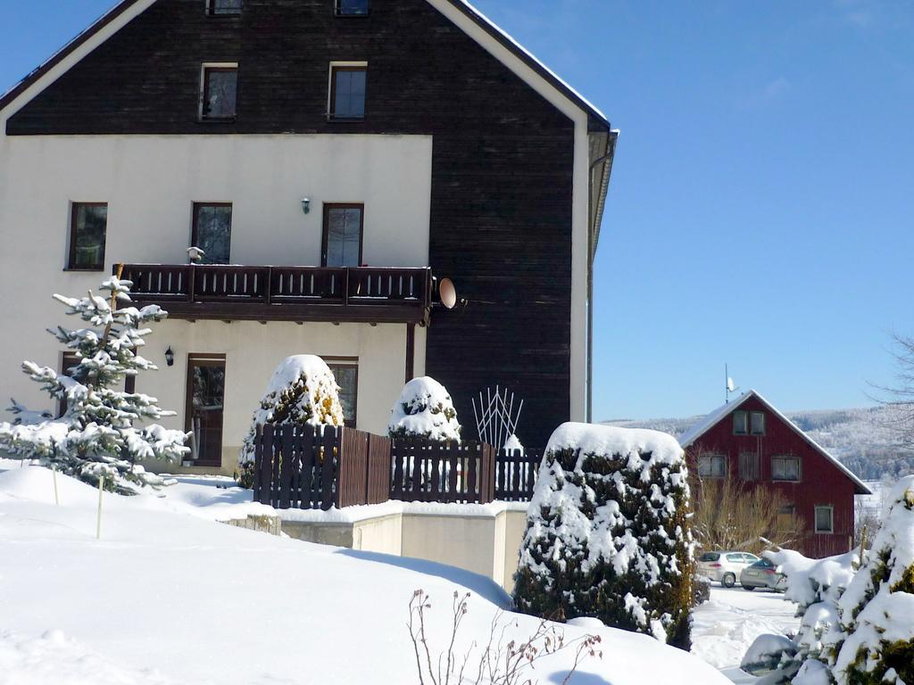 Ferienwohnungen Oberwiesenthal Zimmer foto