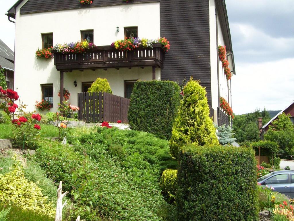 Ferienwohnungen Oberwiesenthal Zimmer foto